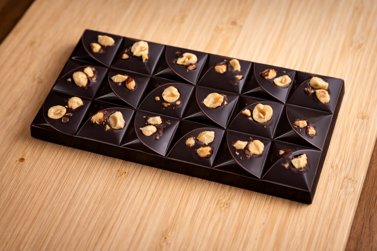 Bean To Bar %85 Dark Tablet Çikolata Kuruyemiş İlaveli